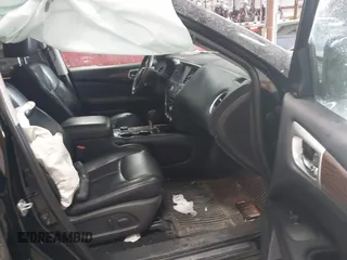 2017 Nissan Pathfinder SV z VIN 5N1DR2MMXHC636690, wystawiony jako IAAI lot #41424828 z przebiegiem 114 994 mil mil oraz . Historia ofert i sprzedaży dostępna na DreamBid. Obrazek 5.