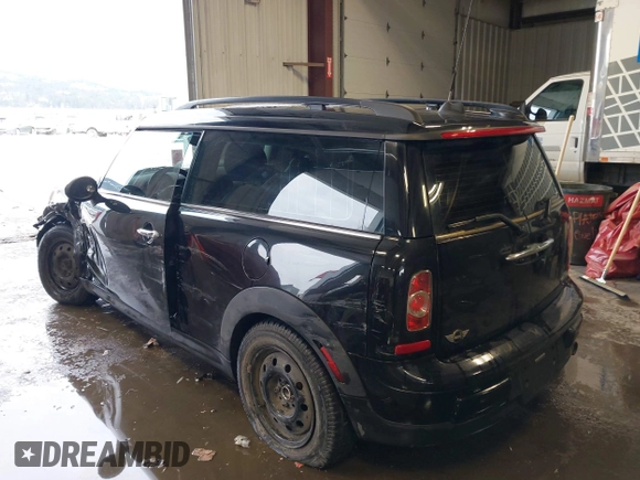 2011 MINI Clubman z VIN WMWZF3C50BT188693, wystawiony jako IAAI lot #41594216 z przebiegiem 156 768 mil mil oraz . Historia ofert i sprzedaży dostępna na DreamBid. Obrazek 3.