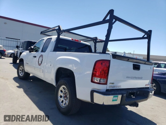 2010 GMC Sierra 1500 with VIN 1GTSCUEA2AZ146485, listed as a Copart auction lot 67342624 with 370,630 mi miles and Salvage Title. Bid and sale history available at DreamBid. Image 2.