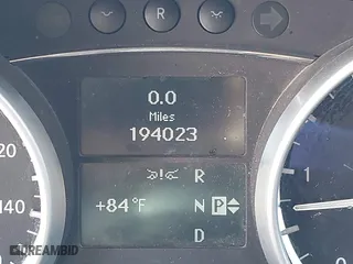 2011 Mercedes-Benz GL-Class GL 350 BlueTEC with VIN 4JGBF2FE7BA699173, listed as a IAAI auction lot 41591338 with 194,023 mi miles. Bid and sale history available at carsss.com. Image 16.