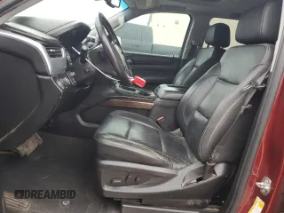 2019 Chevrolet Suburban LT z VIN 1GNSCHKC1KR138254, wystawiony jako Copart lot #43992615 z przebiegiem 102 047 mil mil oraz Czysty tytuł • Clean title. Historia ofert i sprzedaży dostępna na DreamBid. Obrazek 7.