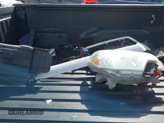 2015 Toyota Tacoma PreRunner с VIN 3TMJU4GN8FM184580, выставлен на аукционе IAAI как лот 41409861 с пробегом 185 176 миль миль и . История ставок и продаж доступна на DreamBid. Изображение 12.