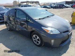 2015 Toyota Prius Four with VIN JTDKN3DU4F1972857, listed as a IAAI auction lot 42720463 with 302,212 mi miles and . Bid and sale history available at DreamBid. Image 1.