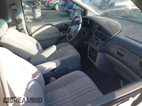 2000 Toyota Sienna CE with VIN 4T3GF19CXYU297351, listed as a IAAI auction lot 41086347 with 40,258 mi miles. Bid and sale history available at carsss.com. Image 5.