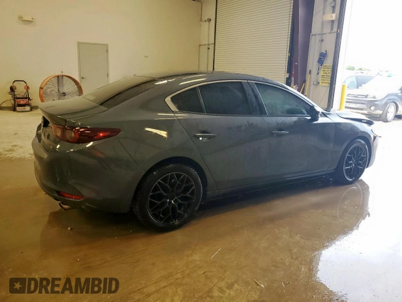 2024 Mazda 3 S Carbon Edition with VIN 3MZBPBCM1RM401627, listed as a Copart auction lot 60840015 with 41,667 mi miles and Clean title. Bid and sale history available at DreamBid. Image 3.