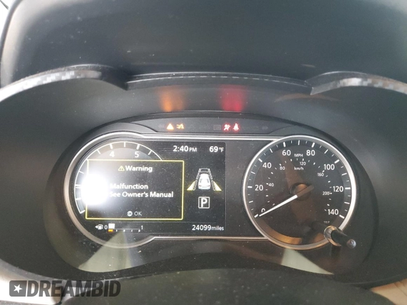 2021 Nissan Versa SV with VIN 3N1CN8EV7ML838541, listed as a Copart auction lot 61648435 with 24,099 mi miles and Salvage title. Bid and sale history available at DreamBid. Image 9.