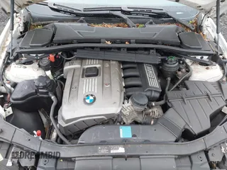 2006 BMW 3 Series 330i with VIN WBAVB33576KR75274, listed as a IAAI auction lot 42199223 with 83,539 mi miles and . Bid and sale history available at carsss.com. Image 10.