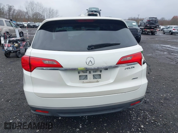2014 Acura RDX Technology with VIN 5J8TB4H50EL003308, listed as a IAAI auction lot 40911106 with 79,178 mi miles and . Bid and sale history available at DreamBid. Image 15.