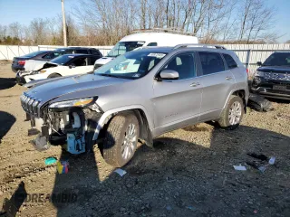 2017 Jeep Cherokee Overland with VIN 1C4PJMJS5HW665021, listed as a Copart auction lot 50872945 with 98,502 mi miles and Salvage Title. Bid and sale history available at carsss.com. Image 1.