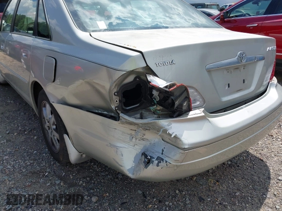 2000 Toyota Avalon XL with VIN 4T1BF28B8YU103644, listed as a IAAI auction lot 42167780 with 209,787 mi miles and . Bid and sale history available at DreamBid. Image 6.