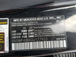 2016 Mercedes-Benz C 300 z VIN 55SWF4JB6GU177923, wystawiony jako Copart lot #60369825 z przebiegiem 76 414 mil mil oraz Szkoda całkowita • Salvage title. Historia ofert i sprzedaży dostępna na DreamBid. Obrazek 12.