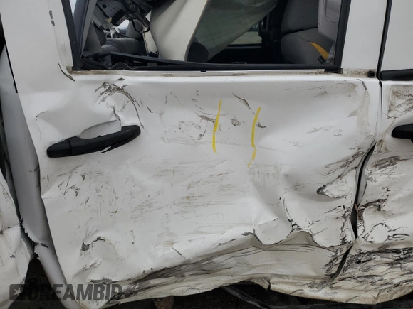 2014 GMC Sierra 1500 z VIN 3GTP1TEH0EG220494, wystawiony jako Copart lot #44367115 z przebiegiem 277 806 mil mil oraz Szkoda całkowita • Salvage title. Historia ofert i sprzedaży dostępna na DreamBid. Obrazek 10.