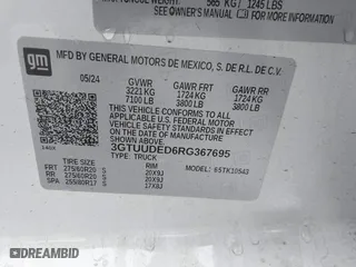 2024 GMC Sierra 1500 SLT with VIN 3GTUUDED6RG367695, listed as a IAAI auction lot 41544249 with 13,559 mi miles. Bid and sale history available at carsss.com. Image 9.