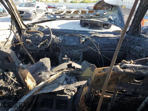 2022 Volkswagen Atlas SEL with VIN 1V2BP2CA6NC509860, listed as a Copart auction lot 77381644 with Not provided miles and Salvage title. Bid and sale history available at DreamBid. Image 8.