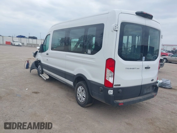 2019 Ford Transit with VIN 1FTYR2CM3KKA06742, listed as a IAAI auction lot 42062863 with 96,461 mi miles. Bid and sale history available at carsss.com. Image 3.