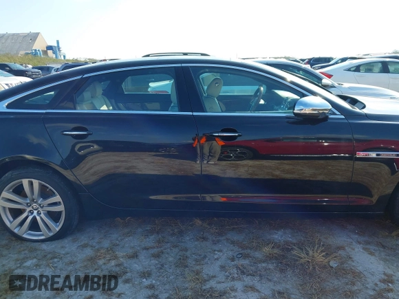 2012 Jaguar XJ XJL with VIN SAJWA2GB2CLV37760, listed as a IAAI auction lot 40541475 with Not provided miles and . Bid and sale history available at DreamBid. Image 13.