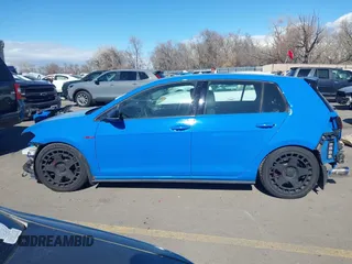 2019 Volkswagen GTI S с VIN 3VW5T7AU6KM015834, выставлен на аукционе IAAI как лот 41654449 с пробегом 81 182 миль миль и . История ставок и продаж доступна на DreamBid. Изображение 15.