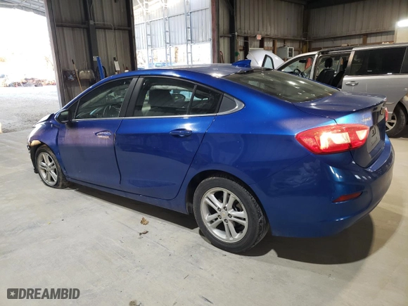 2018 Chevrolet Cruze LT with VIN 1G1BE5SM4J7235557, listed as a Copart auction lot 46709555 with 80,127 mi miles and Salvage Title. Bid and sale history available at carsss.com. Image 2.