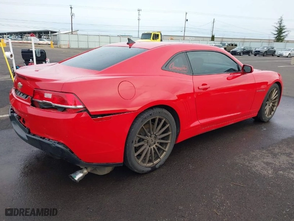 2015 Chevrolet Camaro LS with VIN 2G1FA1E34F9239543, listed as a IAAI auction lot 41517008 with 142784 miles. Bid and sale history available at carsss.com. Image 4.