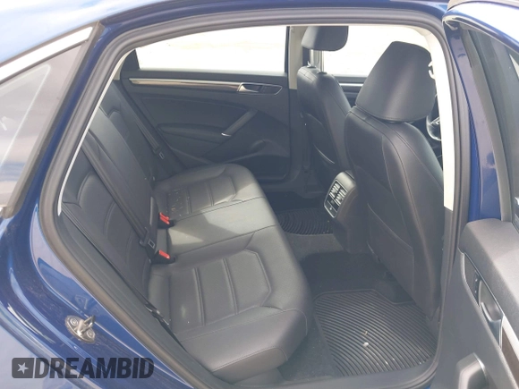2016 Volkswagen Passat SE z VIN 1VWBS7A36GC037208, wystawiony jako IAAI lot #41461379 z przebiegiem 22 375 mil mil oraz . Historia ofert i sprzedaży dostępna na DreamBid. Obrazek 8.