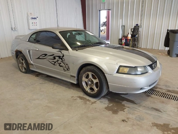 2001 Ford Mustang Standard with VIN 1FAFP40441F231441, listed as a IAAI auction lot 41973346 with 152,084 mi miles and . Bid and sale history available at DreamBid. Image 1.