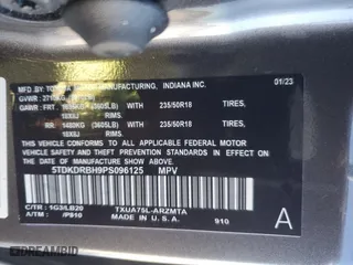 2023 Toyota Highlander L with VIN 5TDKDRBH9PS096125, listed as a Copart auction lot 42003215 with 39,440 mi miles and Salvage Title. Bid and sale history available at carsss.com. Image 15.