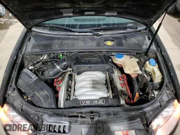 2007 Audi S4 z VIN WUARL48HX7K900664, wystawiony jako Copart lot #85230294 z przebiegiem 201 872 mil mil oraz Tytuł czysty. Historia ofert i sprzedaży dostępna na DreamBid. Obrazek 11.