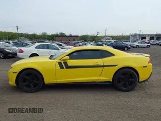 2014 Chevrolet Camaro LT with VIN 2G1FB1E35E9253494, listed as a IAAI auction lot 42102475 with 85,833 mi miles. Bid and sale history available at carsss.com. Image 14.