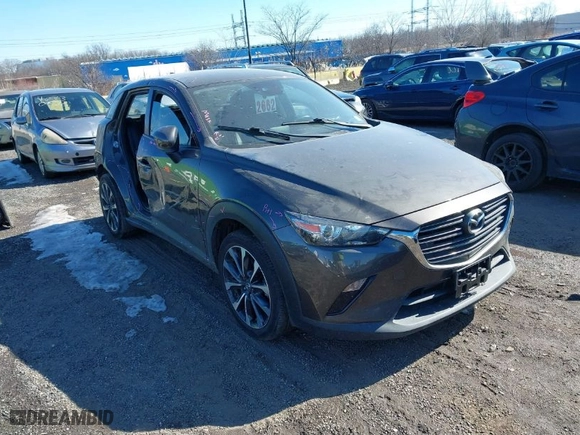2019 Mazda CX-3 Touring with VIN JM1DKFC79K0442754, listed as a IAAI auction lot 41548564 with 39,387 mi miles. Bid and sale history available at carsss.com. Image 1.