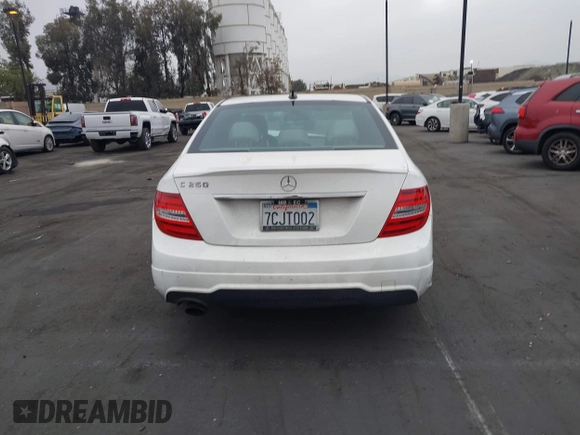 2014 Mercedes-Benz C 250 Sport with VIN WDDGF4HB7EA908236, listed as a IAAI auction lot 42379526 with 133,796 mi miles and . Bid and sale history available at DreamBid. Image 17.