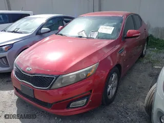2015 Kia Optima LX with VIN 5XXGM4A70FG503492, listed as a IAAI auction lot 41706213 with 1 mi miles. Bid and sale history available at carsss.com. Image 2.