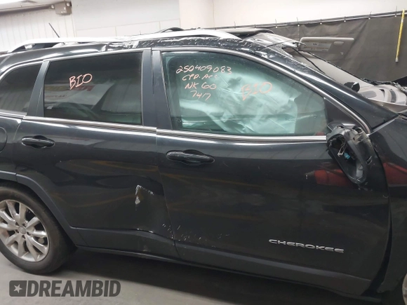 2014 Jeep Cherokee Limited с VIN 1C4PJMDB8EW277417, выставлен на аукционе IAAI как лот 42256310 с пробегом 88 259 миль миль и . История ставок и продаж доступна на DreamBid. Изображение 13.