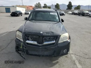 2011 Mercedes-Benz GLK with VIN WDCGG5GB1BF695534, listed as a Copart auction lot 87739055 with 181,357 mi miles and Salvage Title. Bid and sale history available at carsss.com. Image 5.