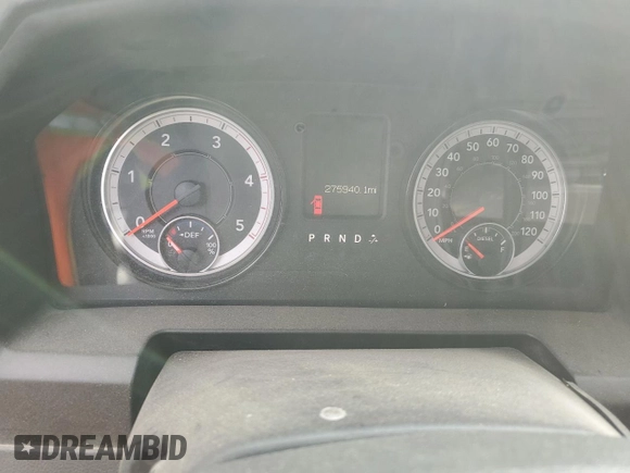 2017 Ram 2500 SLT with VIN 3C6UR5DL4HG733451, listed as a Copart auction lot 87369004 with 275,940 mi miles and Salvage title. Bid and sale history available at DreamBid. Image 9.