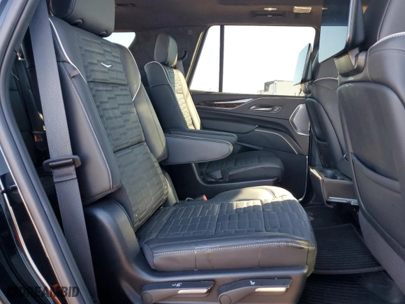2024 Cadillac Escalade 4WD Sport Platinum with VIN 1GYS4GKL3RR331798, listed as a Copart auction lot 81526454 with 4,140 mi miles and Salvage Title. Bid and sale history available at carsss.com. Image 11.