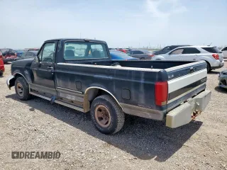 1993 Ford F-150 с VIN 1FTDF15N4PLA43226, выставлен на аукционе Copart как лот 56685005 с пробегом 182 714 миль миль и Списание • Salvage title. История ставок и продаж доступна на DreamBid. Изображение 2.
