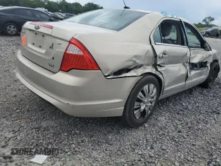 2010 Ford Fusion SE with VIN 3FAHP0HG5AR367547, listed as a Copart auction lot 60896965 with 136,589 mi miles and Salvage title. Bid and sale history available at DreamBid. Image 3.
