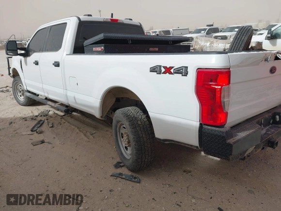 2021 Ford Super Duty F-250 SRW XL with VIN 1FT7W2B67MED48476, listed as a IAAI auction lot 41666112 with 111,287 mi miles. Bid and sale history available at carsss.com. Image 3.