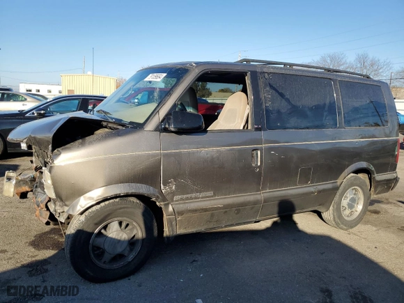 1999 GMC Safari Passenger with VIN 1GKEL19W9XB530660, listed as a Copart auction lot 79109684 with 161,240 mi miles and Salvage Title. Bid and sale history available at carsss.com. Image 1.