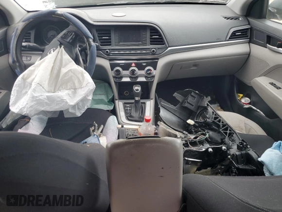 2019 Hyundai Elantra SE with VIN KMHD74LF2KU818938, listed as a Copart auction lot 51958095 with Not Provided miles and Salvage Title. Bid and sale history available at DreamBid. Image 8.