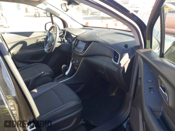 2020 Chevrolet Trax LT with VIN KL7CJLSB0LB041812, listed as a IAAI auction lot 40946314 with 42,616 mi miles and . Bid and sale history available at DreamBid. Image 5.