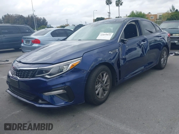 2020 Kia Optima LX z VIN 5XXGT4L33LG409003, wystawiony jako IAAI lot #42055031 z przebiegiem 68 849 mil mil oraz . Historia ofert i sprzedaży dostępna na DreamBid. Obrazek 2.