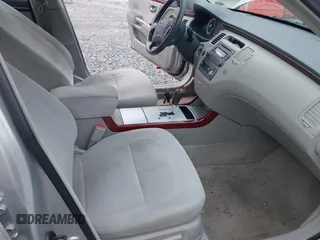 2007 Hyundai Azera SE z VIN KMHFC46F57A139674, wystawiony jako IAAI lot #42367838 z przebiegiem 257 981 mil mil oraz . Historia ofert i sprzedaży dostępna na DreamBid. Obrazek 5.