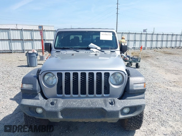 2020 Jeep Gladiator Sport S with VIN 1C6HJTAG7LL128940, listed as a IAAI auction lot 42108154 with 90,596 mi miles and . Bid and sale history available at DreamBid. Image 6.