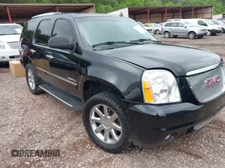 2013 GMC Yukon Denali z VIN 1GKS2EEFXDR305783, wystawiony jako IAAI lot #42305947 z przebiegiem 251 874 mil mil oraz . Historia ofert i sprzedaży dostępna na DreamBid. Obrazek 1.