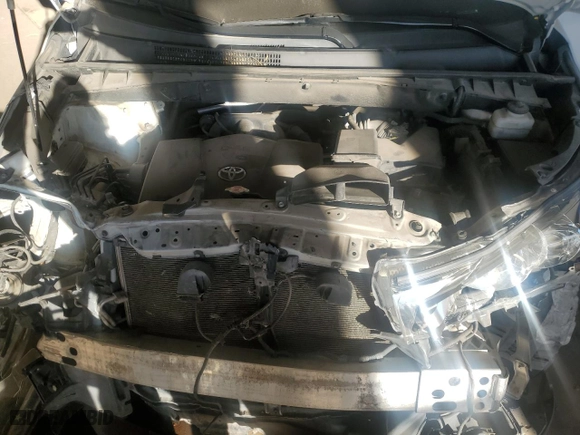 2019 Toyota Highlander SE with VIN 5TDJZRFH8KS723817, listed as a Copart auction lot 50192545 with 69,655 mi miles and Salvage Title. Bid and sale history available at carsss.com. Image 13.