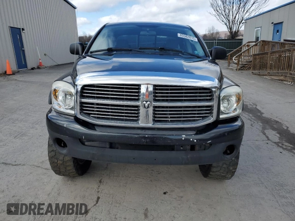 2007 Dodge 1500 SLT with VIN 1D7HU18277J539115, listed as a Copart auction lot 45582815 with 231,626 mi miles and Salvage Title. Bid and sale history available at DreamBid. Image 5.
