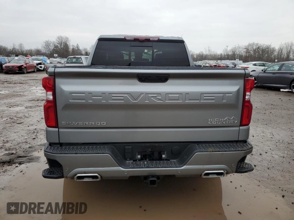 2024 Chevrolet Silverado 1500 High Country with VIN 1GCUDJE82RZ371342, listed as a Copart auction lot 84446434 with 9,839 mi miles and Salvage Title. Bid and sale history available at DreamBid. Image 6.