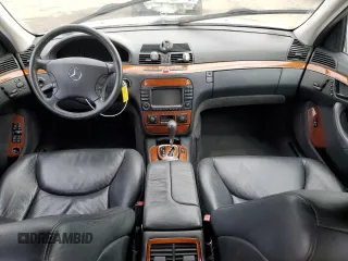 2003 Mercedes-Benz S-Class 4.3L with VIN WDBNG70JX3A334410, listed as a Copart auction lot 77460264 with 0 mi miles and Salvage Title. Bid and sale history available at carsss.com. Image 8.