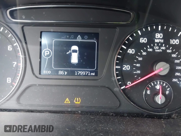 2016 Kia Sorento LX with VIN 5XYPGDA56GG029499, listed as a IAAI auction lot 41512850 with 179,971 mi miles. Bid and sale history available at carsss.com. Image 16.